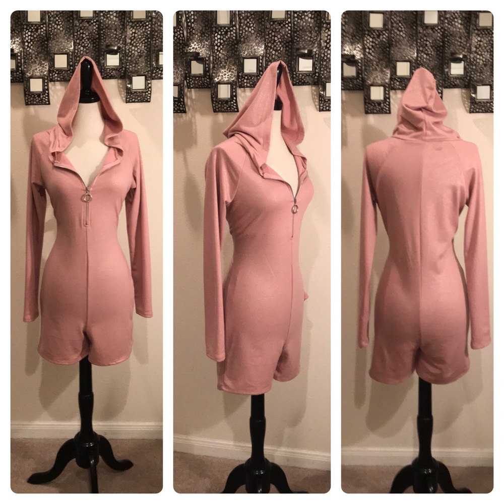 NWOT. HOODIE SHORTS ROMPER